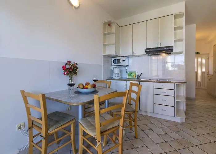 公寓 One-bedroom In Crikvenica Xvi 茨里克韦尼察