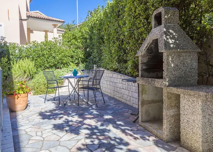 One-bedroom In Crikvenica Xvi * 茨里克韦尼察