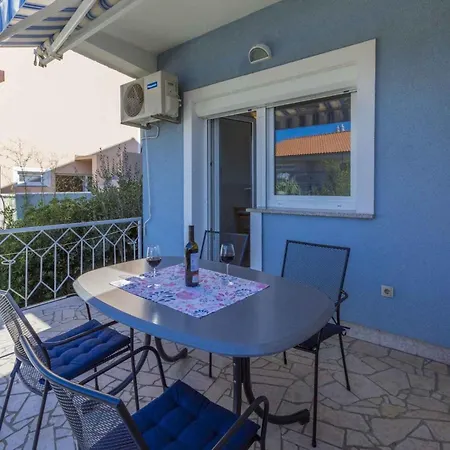 One-bedroom In Crikvenica Xvi 公寓
