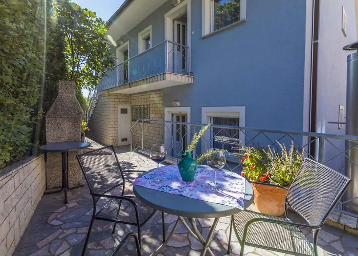 One-bedroom In Xvi Apartament