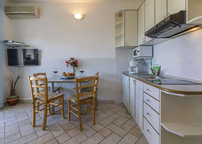 아파트 One-bedroom In Crikvenica Xvi